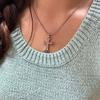 Collar Apilado Cruzado de Doble Capa de Acero de Titanio con Diseño de Nicho de Lujo Ligero Estilo Europeo y Americano Accesorios de Cadena para Suéter de Mujer