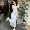 Vestido Quadrado com Gola Alta Estilo Francês para Pausa para o Chá Feminino, Novo Modelo Verão 2026, Cintura Marcada Petite, Vestido Longo com Manga Bufante para Férias na Praia