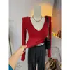 Camiseta Vermelha Manga Longa Slim Fit Curta para Mulheres, Novo Estilo Outono 2026, Camiseta Básica Decote V Picante