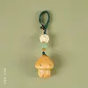 Sândalo natural escultura fofo fofo cura pequeno cogumelo pingente criativo DIY chaveiro de celular Pingente de joia