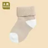 25 Productos Transfronterizos Exclusivamente para Bebés Recién Nacidos, Estilo Otoño e Invierno, Calcetines para Bebé de Algodón Clase A con Forro de Felpa, Engrosados, Ajuste Holgado, Calcetines de Piso que No Aprietan 1