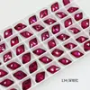 Diamante para Uñas con Forma de Caracola y Base Puntiaguda Dongzhou, Diamante para Uñas Flash con Forma Especial, Diamante Pegajoso para Uñas, Venta al por Mayor