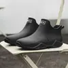 Chinelos de Chuva Moda Casal Transfronteiriços Masculinos Roupas Externas Versátil Estilo Coreano Calçados Aquáticos Sola Grossa Confortáveis Antiderrapantes Sapatos de Borracha para Cozinha para Homens e Mulheres
