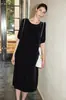 Vestido de Terciopelo de Seda para Mujer 2026 Otoño e Invierno Manga Corta Negra Manga Abullonada Falda de Seda Morada Hasta la Rodilla