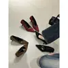 Modelo nuevo 2025 tacones de aguja combinados con faldas, gamuza, a la moda y versátiles, tacones altos de punta fina, estilo Chanel, zapatos de mujer sexys y cómodos