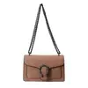 Bolsa Feminina Transfronteiriça Concha PU Grande Capacidade Fecho de Concha Corrente Bolsa de Axila Feminina 2025 Ombro Único Transversal Pequena Quadrada