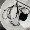 Minimalista Usando Design de Bolsa Mini Crescente Côncava Camurça Bola de Aço Colar de Camisola de Múltiplos Usos de Camada Dupla