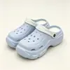Venta al por mayor de fábrica Zapatos con agujeros Pantuflas EVA Estudiante DIY Flores para zapatos Distribución Transfronterizo Hombres y Mujeres Alta Calidad Alta Calidad Pareja