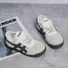 Tênis de Tela Individual Infantil 2026 Novo Estilo de Verão Tênis Esportivos Respiráveis de Tela para Meninos Sapatos Casuais da Moda com Solado Macio para Meninas