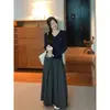 Suéter de punto trenzado con cuello en V bordado de alta calidad Andi Velvet para mujer, nueva camiseta básica de manga larga para otoño e invierno 2026