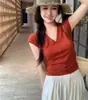 Novo Estilo de Verão Top de Tricô Hong Kong Retrô com Decote V de Manga Curta e Design de Cardigã Falso, Cintura Marcada, Emagrecimento, Top Feminino Versátil