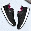 Zapatos para mamá, zapatos de invierno para ancianos, zapatos antideslizantes para mujer, zapatos para caminar para mediana edad y ancianos, zapatos deportivos para hombre, botas de nieve transpirables para pareja