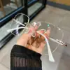 Novos óculos para presbiopia sem aro anti-luz azul óculos da moda com corte a laser para idosos populares no TikTok Óculos para presbiopia com incrustação de diamantes