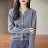 Cardigan de Tricô Novo de Algodão para Primavera e Outono com Gola V e Borda Dobrada Manga Longa Feminino Cor Sólida Solto Versátil Estiloso Top para Primavera e Outono