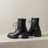 Botas Martin de Couro Macio Vintage com Solado Grosso e Salto Bloco Femininas Estilo 2026 Outono Inverno Novas Marrons de Salto Alto Emagrecimento Botas Curtas