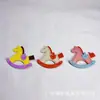 En Stock Caballo mecedor Colgante de Cuero Bolso de Poni Hecho a Mano Llavero Decoración de Poni Adorno Colgante Venta al por Mayor