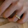 Anillo Dulce de Corazón Hueco para Mujer, Simple y Elegante, Anillo Abierto Único y Moderno, Anillo para Dedo Índice Estilo Ins Celebridad de Internet