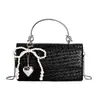 Bolso de Hombro Simple de Diseño de Nicho Verano 2025 Nuevo Color Puro Patrón Tejido Estilo Extranjero Bolso Pequeño Cuadrado para Viajar