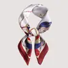 Escarf Quadrado Pequeno com Laço Estilo Francês da Moda Chegada Nova Primavera e Outono Feminino Verão Anti-Seda Decorativo Pequeno Lenço de Seda Faixa de Cabelo Gravata Bolsa