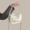 Bolsas para Mujer 2026 Nuevo Estilo Bolsas para Mujer Otoño e Invierno Bolso de Hombro Cruzado de Cuero Genuino Bolso de Axila Tipo Almohada de Gama Alta