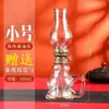 Lanterna de cavalo estilo vintage com um abajur de vidro tradicional, lamparina a óleo e pavio para adoração budista e veneração ancestral. Atacado disponível