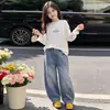 Camiseta Básica Feminina YOJIA Primavera e Outono 2026 Nova Moda Versátil Manga Longa para Menina Algodão Puro Roupa de Outono Infantil