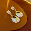 Pendientes de Plata Vintage Aguja Retro de Gama Alta Nicho Pendientes de Botón Moda Versátil Joyería para Orejas Venta al por Mayor