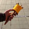 La pequeña rueda roja de plástico para cometa también se puede usar para flotar en el cielo. El globo de pulpo para muñeca está disponible en muchas especificaciones y es práctico
