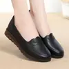 Outono 2026 Sapatos Macios para Mães de Meia-Idade e Idosos Antiderrapantes Slip-On Confortáveis Mocassins Solado Macio Não Cansam os Pés Sapatos da Moda