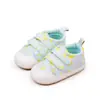 Sapatos para Bebê e Criança Pequena de Primavera e Outono, Solado Macio para Bebê, Tênis Antiderrapante, Sapatos com Estampa Floral Pequena Ondulada BYQ3242