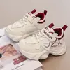 Zapatillas versátiles para niñas 2026 primavera y otoño nuevos zapatos de papá para niños zapatos de correr transpirables antideslizantes para niños mayores