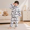 Pijamas Anyang para niños y niñas, engrosados y forrados de felpa, hechos de terciopelo de leche, ropa de casa cálida, pijamas para bebés para otoño e invierno, adecuados para usar al aire libre, modernos