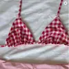 Verão Novo Estilo Doce e Picante Estilo Menina Xadrez Sexy Top com Amarração no Pescoço + Shorts Biquíni Feminino Atacado