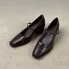 Zapatos de Mujer Cuero Estilo Retro Francés 2026 Nuevos Tacones Altos Bajos Puntiagudos Cuadrados Tacón Grueso Zapatos Mary Jane para Viajar