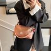 Bolsa Almofada Tendência 2025 Verão Nova Simples Moda Bolsa de Ombro Tendência Nicho Doce Padrão Lichia Bolsa Feminina