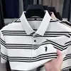 Camiseta de algodón con rayas teñidas en hilo y cuello de solapa para hombre, nueva de verano 2025, jacquard a rayas, casual, transpirable, polo para hombre