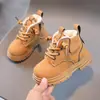 Invierno 2026 Nuevas Llegadas Botas Gruesas de Cuero para Niños Botas Martin Cálidas con Felpa Antideslizantes para Niñas Botas de Algodón Estilo Versátil