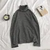 Camiseta básica de rayas blancas y negras, cuello alto medio, top interior de manga larga, camiseta retro americana para hombre, primavera y otoño