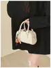 Yuezi 2026 Primavera Nova Bolsa Vintage Feminina Moda Bolsa de Mão em Couro com Cera de Abelha Bolsa Almofada Texturizada Boston Bolsa Transversal