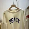 Moletom Redondo Retro Americano para Mulheres no Outono e Inverno Nova Marca de Moda Estampa de Letras Versátil Solto Estilo Preguiçoso Manga Longa