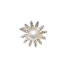 Anillo de Perla de Agua Dulce Natural con un Toque de Lujo Ligero y de Alta Gama, Completamente Incrustado con Circonia, Diseño de Girasol, Anillo de Perla Ajustable al por Mayor