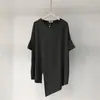 Camisa de base fina de verão estilo coreano, dividida, irregular, cor sólida, modal, solta, gola redonda, comprimento médio, manga curta, camiseta