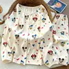 Suave Estampado de Dibujos Animados Rosa Ropa de Casa para Mujer Primavera y Otoño, Cuello de Solapa, Mangas Largas, Pantalones Largos, Conjunto de Pijama de Dos Piezas, Se Puede Usar al Aire Libre