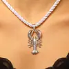 Collar con colgante de langosta de aleación estilo vacación de playa personalizado transfronterizo para mujer, Accesorios de pendientes de langosta retro exagerados europeos y americanos