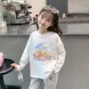 Nueva Moda Primavera y Otoño 2026 para Niñas de Edad Media y Grandes Ropa Interior Básica Camiseta de Moda Transpirable de Manga Larga 100% Algodón Estilosa