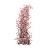 Simulación de boda, fila de flores, vaca, esquina, arco, arte floral, arreglo de ventana rosa, tira de flores, decoración de rosas para boda al aire libre