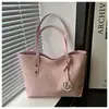 Moda Europea y Americana Elegante con Estilo Gran Capacidad Carta Impresión Simple Bolso Tote Grande para Mujer 2025 Nuevo Bolso de Hombro para Viaje