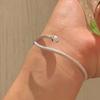Pulsera de serpiente con espíritu europeo y americano para mujer, diseño de nicho, combina con todo, diseño de personalidad de alta gama, serpiente plateada, joyería de lujo exquisita.