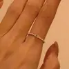 Anillo de Dedo Índice de Lujo Ligero, Gama Alta, Exquisito con Diamantes Brillantes, Anillo Delgado para Mujer, Diseño de Nicho, Anillo Versátil y Elegante