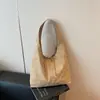 Bolsa de Ombro Francesa com Laço de Design de Nicho de Luxo para Mulheres 2025 Nova Bolsa Casual Simples Estilo Menina da Floresta
